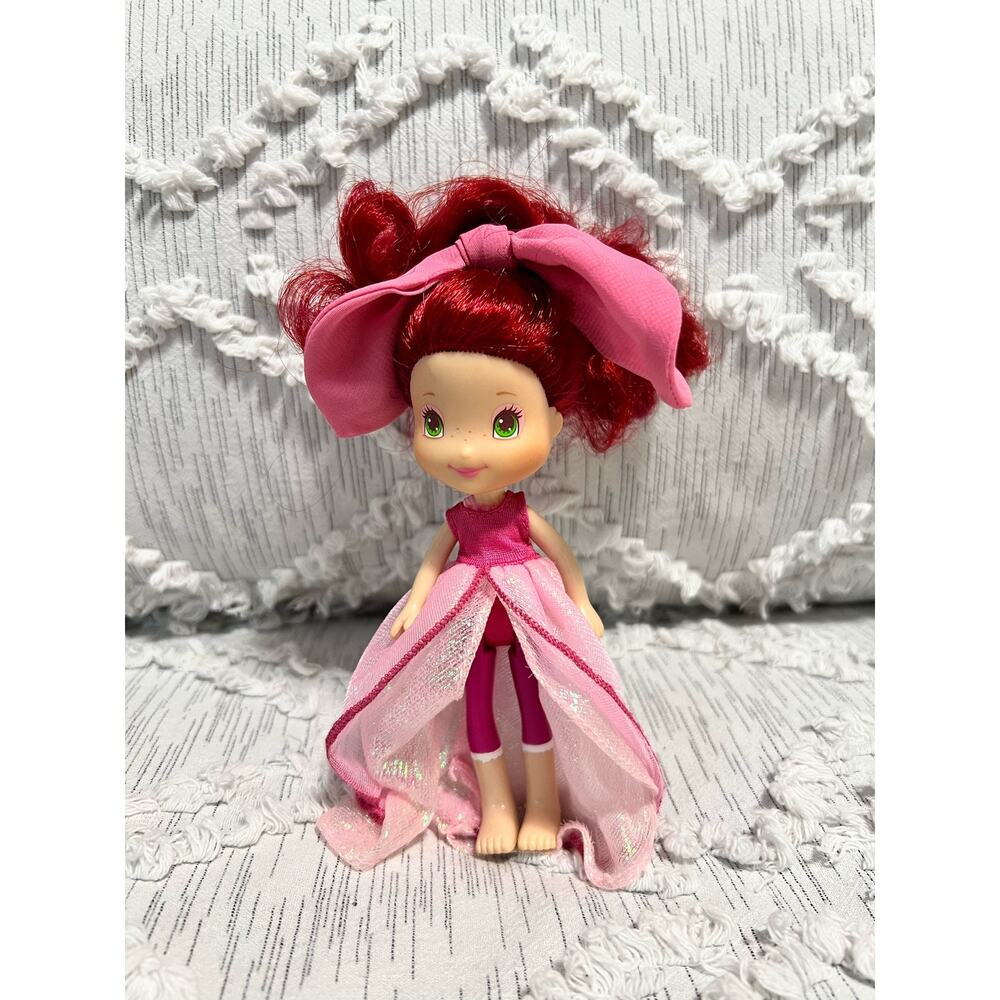 Strawberry Shortcake Doll 2010 Berry Sparkling 2010